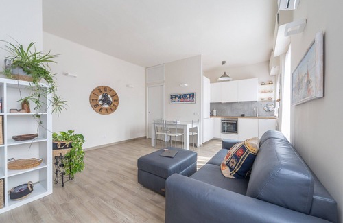 Porta Romana Apartment | Stylish Porta Romana Apartment with terrace