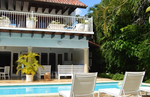Vivero Villa | Stylish private hideaway