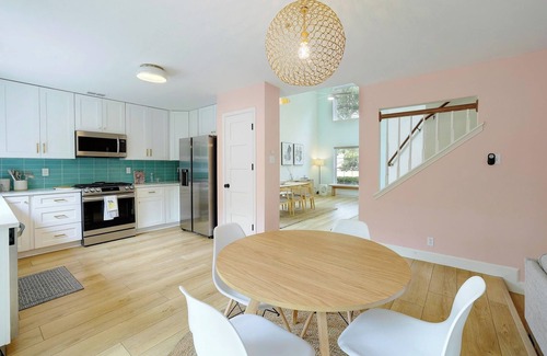 Wells Branch House | Stylish Retreat 10 Min to Domain/Q2 Gym &Games