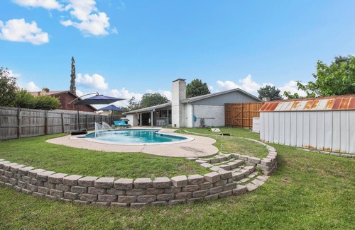 Northeast Carrollton House | Stylish Retreat, Large Pool! Pet/Family Friendly