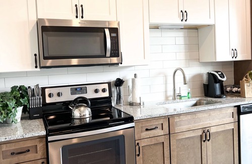 Five Points Apartment | Stylish Riverside Condo Near Five Points