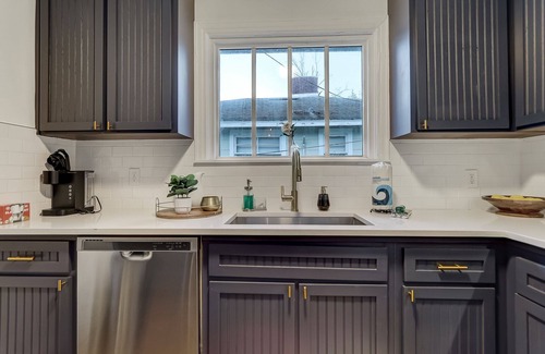 Riverside Apartment | Stylish Riverside Retreat | Hospitals Nearby