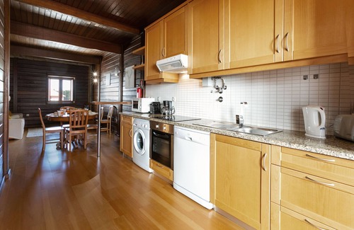 Casais do Rio Apartment | Stylish Rustic Villa - Surf & Golf