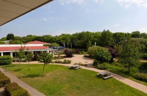 Renesse Hotel | Stylish Seaside Stay, steps from Dunes, Cycling paths, and Beach Escape