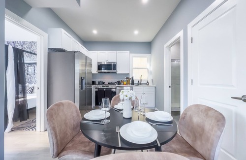 Harrison Apartment | Stylish Secret: 1 FREE parking + walk to train & Redbull Arena, Sleep8, 20%OFF