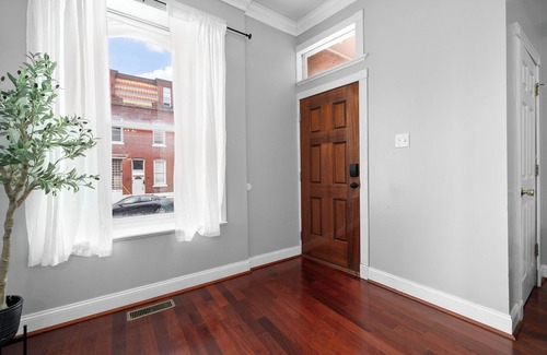 Near Southside House | Stylish Soulard Sanctuary
