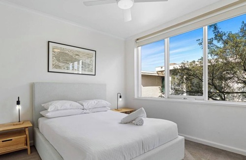 Toorak House | Stylish South Yarra Escape + Free Parking