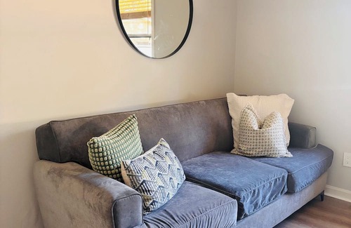 Great Lakes Apartment | Stylish Stay in the Heart of Decatur King Bed + Modern Touches