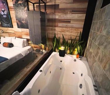 Zona Rosa Apartment | Stylish Stay near Lleras Park