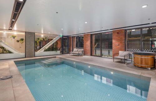 Te Aro Apartment | Stylish Stay on Courtenay - 1BR APT