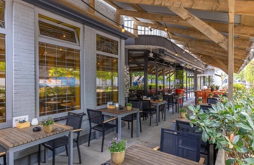 Made House | Stylish Stay w/Onsite Dining Near Biesbosch Park and Scenic River Trails