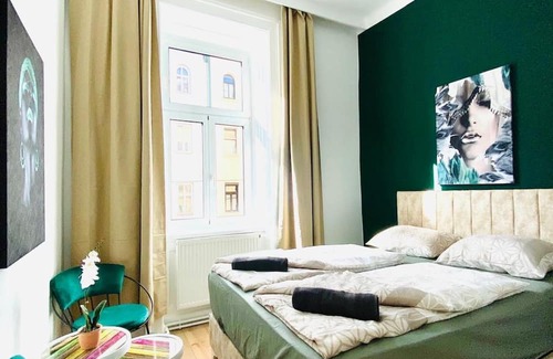 Matzleinsdorf Apartment | Stylish Studio, 15-Min to City Center In Vienna