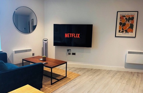 Bracknell Apartment | Stylish Studio Apartment in Bracknell