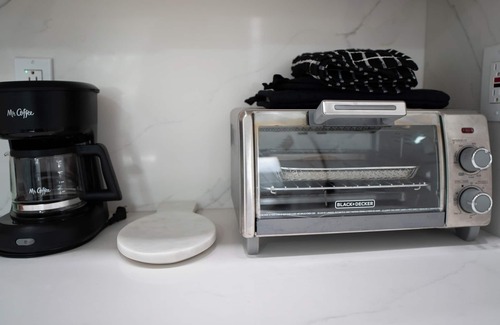 Allapattah Apartment | Stylish Studio Near Wynwood & Design District