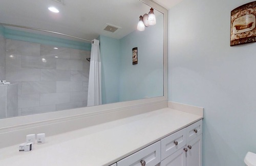 St. Augustine Apartment | Stylish studio suite w/ shared pool/hot tub, tennis, golf, central AC, free WiFi