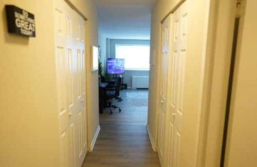 Takoma Apartment | Stylish Studio w/Free Parking/Close to Metro/Fast WIFI