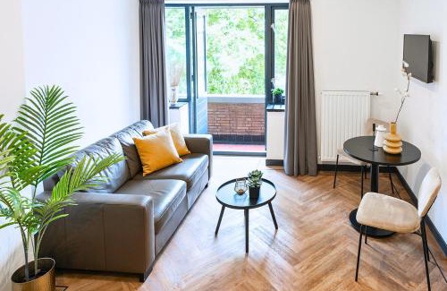 Centrum Apartment | Stylish Studio With Balcony, Near Tilburg Station