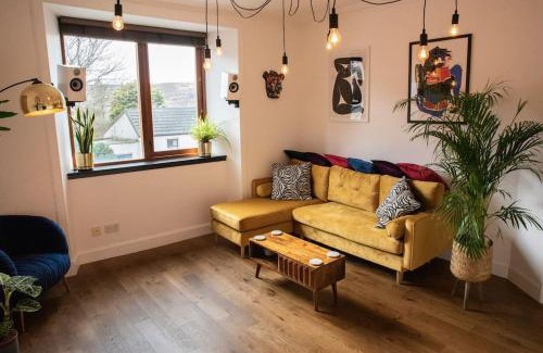 Lerwick Apartment | Stylish three-bedroom house in central Lerwick