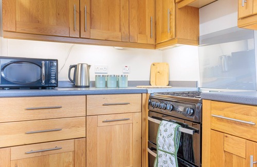 Perth Apartment | Stylish Two Bedroom Apartment in Perth, Heart of Scotland!