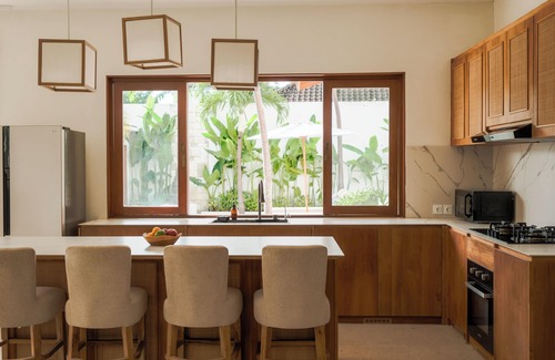 Ungasan Villa | Stylish Uluwatu Villa with Sauna + Ice Bath + Pool + Ocean Views
