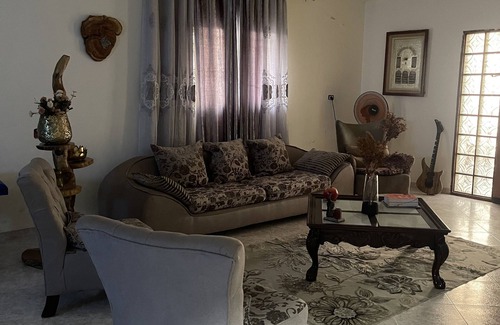 Acre Villa | Stylish villa with a huge garden