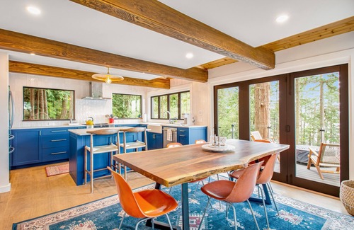 Lopez Island House | Stylish waterfront oasis w/hot tub, fiber optic internet, & entertainer's deck