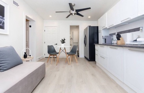 Allapattah Apartment | Stylish well decorated one bedroom apartment