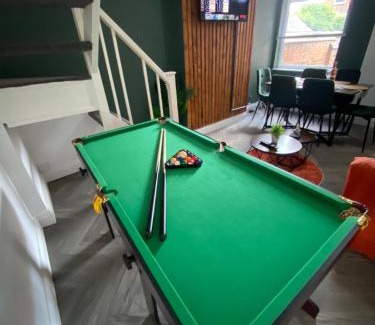 Welford House | Stylish & Well Equipped Home, Fast Wi-FI, Pool Table, Contractors, Groups