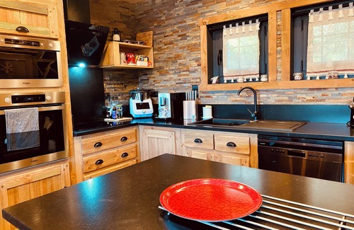 Les Angles Ski Chalet | SUBLIME BAS DE CHALET DE STANDING en duplex AUX ANGLES -Space for billiards and cinema