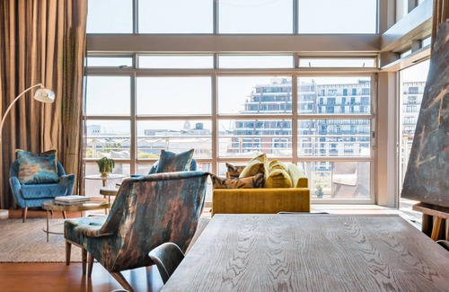 Bo'Kaap Apartment | Sublime designer apartment in the trendy De Waterkant.