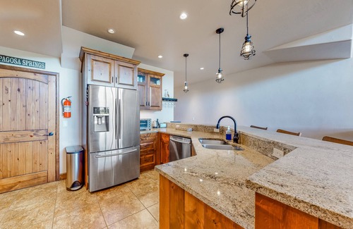 Pagosa Springs House | Sublime dog-friendly townhouse with mountain view, central AC, & washer/dryer