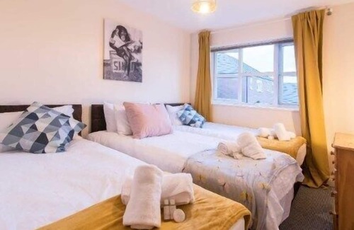 Derby Apartment | Sublime Stays Parliament 2-Bed Apartment