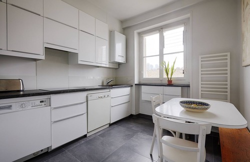 Neuilly-sur-Seine Apartment | Suburban Peace in Neuilly-Sur-Seine, by Veeve