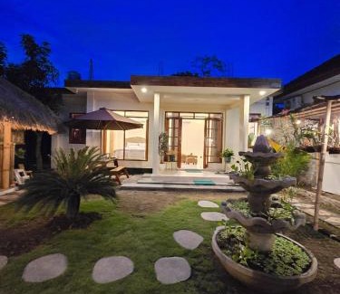 Senggigi House | Suci's Friendly Garden Cottage