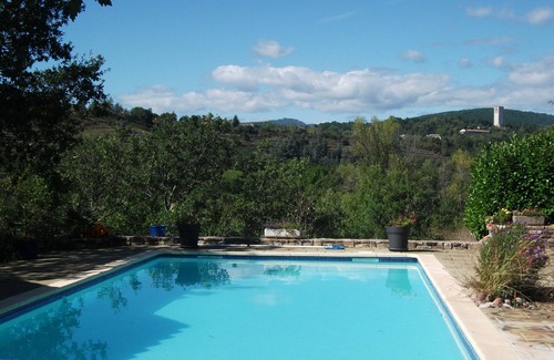 Vinezac House | Sud Adèche in VINEZAC Cottage in the heart of an olive grove