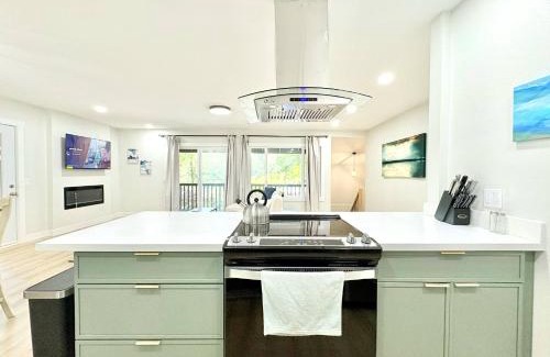 Sudden Valley House | Sudden Valley Luxury Stay-Steps to Lake Louise