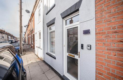 Ipswich House | SuffStay