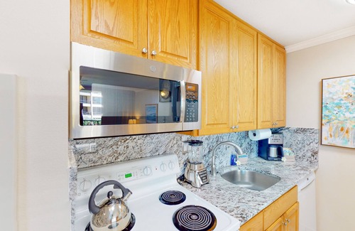 Kihei House | Sugar Beach Resort Condo w/Free WiFi, A/C-Beaches Await