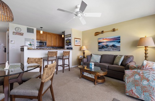 Kihei Condo | Sugar Beach Resort - Maui - Ocean Front Condo.