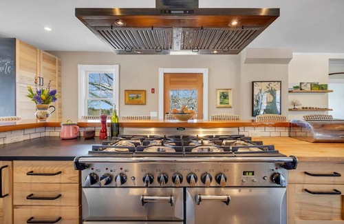 Lamoine House | Sugar Maple Farm near Acadia, Bar Harbor with FirePit, Large Deck