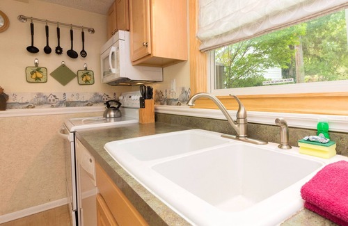 Geneseo Cottage | Sugar Maple Shores:"Lake Views from Nearly Every Room are Breathtaking"