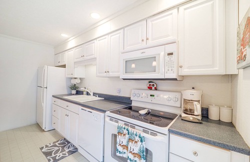 Sugar Mountain Condo | Sugar Mountain Ski Retreat: Walk to Chairlift!