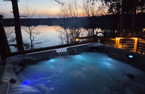 Coloma House | Sugar Sand Beach House 8bd/7 bath/Sleeps30/Jetski