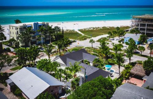Siesta Key Village House | Sugar Sand Cottage