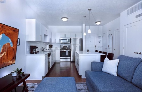 Sugar House Apartment | Sugarhouse-1BR 1BA Great Views!