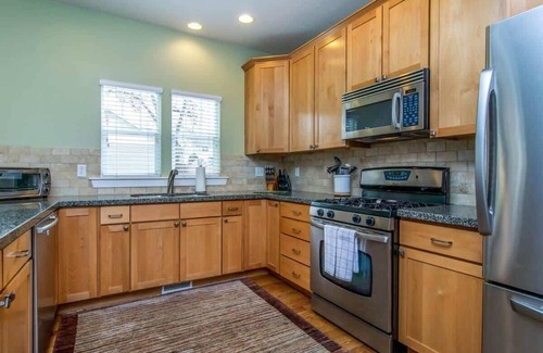 Sugar House House | Sugarhouse Gem! Hot Tub * Pets Ok * Fenced Yard
