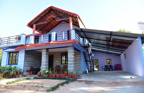 Mudigere House | SugarLeaf Homestay - Home Food & Near to Tourist Places