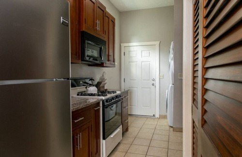 Estate Emmaus House | Sugarview Villa Cottage: Coral Bay, Ocean View