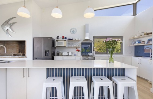 Voelklip House | Suidersee-Voelklip - Four Bedroom House, Sleeps 10
