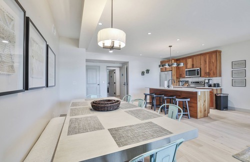 Garden City Condo | Suite 102 @ Water's Edge Resort